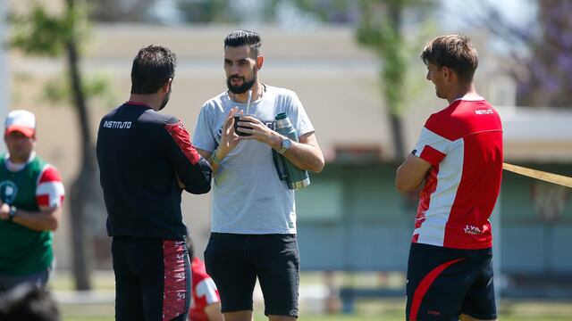 El arquero Emanuel Bilbao destacó el apoyo de los hinchas de Instituto y de otro clubes, y la buena relación con Jorge Carranza (Prensa IACC).