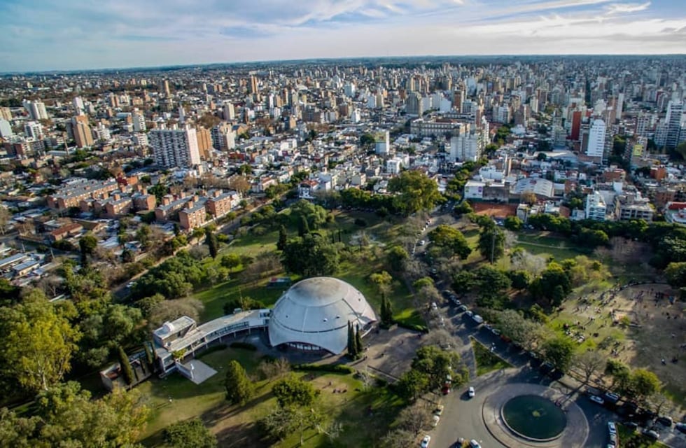 Una bola de fuego surcó el cielo de Rosario por la tarde y publicaron el video