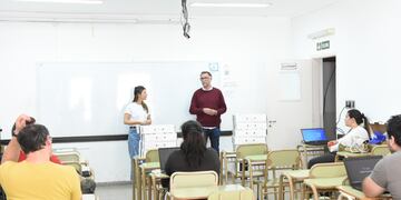 Curso de lenguaje Python en "Elegí Digital"