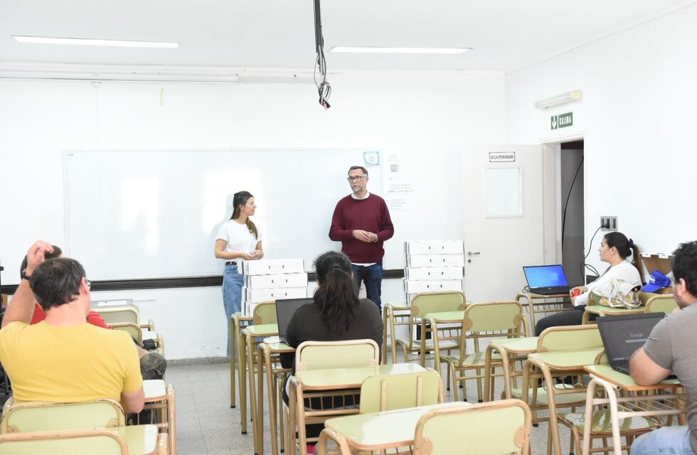 “Elegí digital” inició el segundo curso del año de lenguaje Python