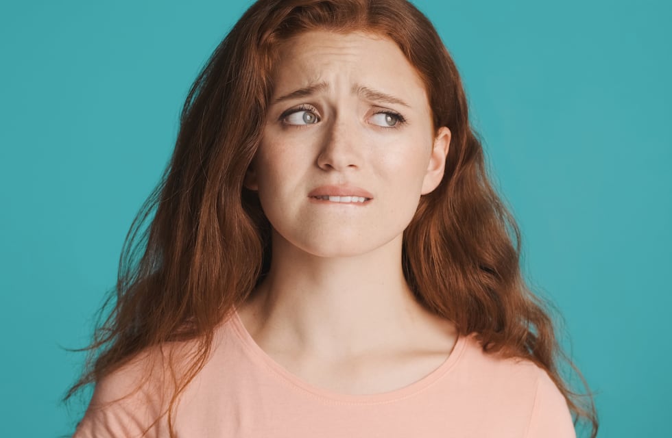 Qué significa morderse la boca, según la psicología