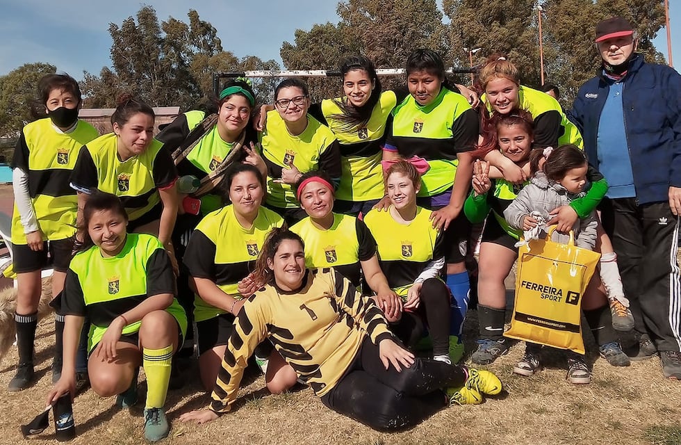 Fútbol Femenino: el tercera fecha dejó dos punteros