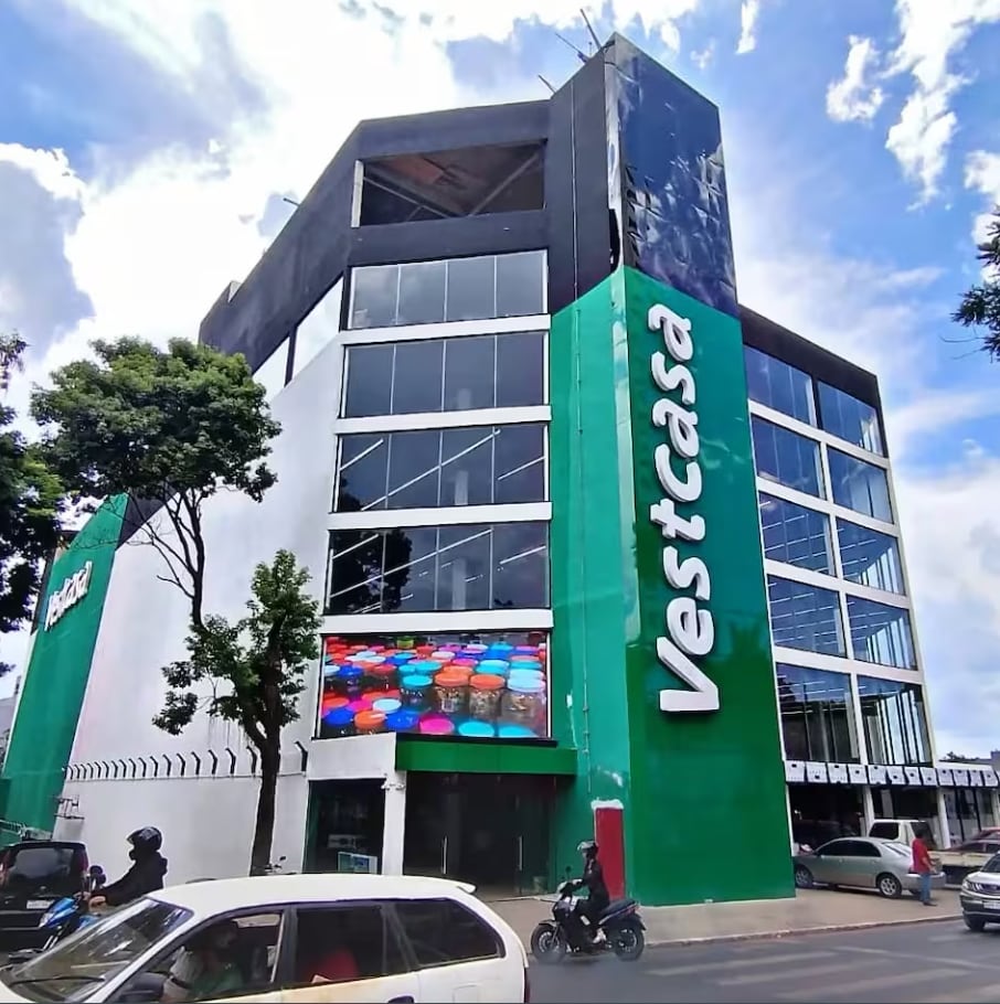 Vestcasa abrió dos sucursales en el país