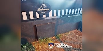 Un hombre atacó un food truck y la Policía  de Neuquén lo detuvo.