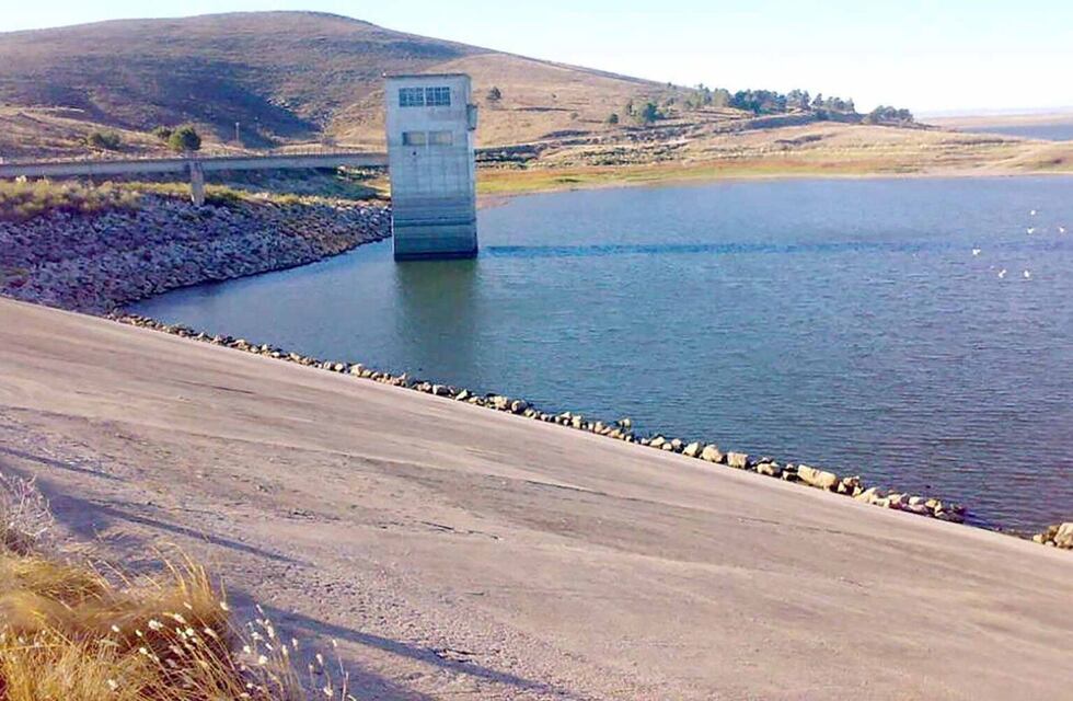 Se achica la superficie del Dique Paso de las Piedras