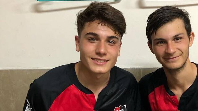 El joven nacido en Catar tiene 20 años y juega como mediocampista.