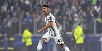 El juvenil argentino debutó en el primer equipo de la Juventus.