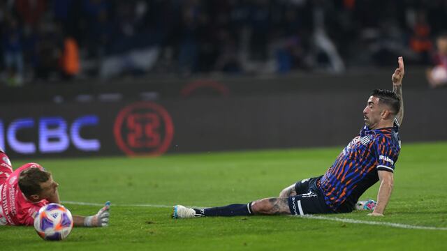 Michael Santos, goleador de un Talleres que juega este lunes y el próximo viernes, ya por la fecha 25 (Facundo Luque / La Voz).