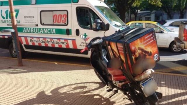 Joven de 18 años terminó internado tras colisión en Posadas.