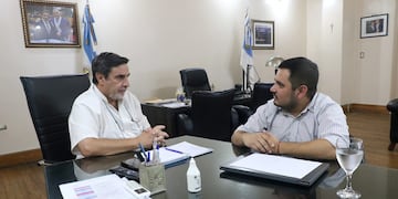 Reunión de balance y proyección: Salud Ambiental sumó dos móviles para fortalecer operativos en comunas, municipios y barrios.