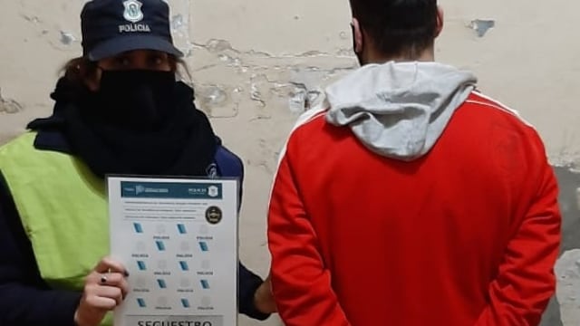 Detuvieron a uno de los prófugos buscados por comercialización de drogas