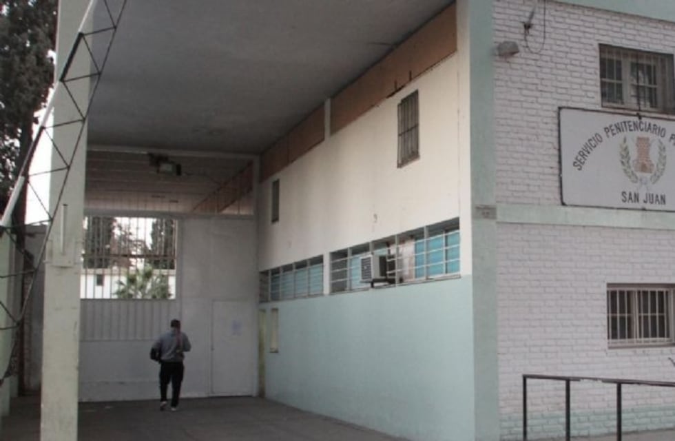 Una chica denunció que fue violada por penitenciarios en una fiesta en Rivadavia