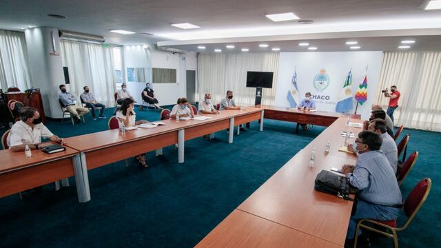 El gobernador junto a los intendentes analizaron la situación de los pescadores en toda la provincia.