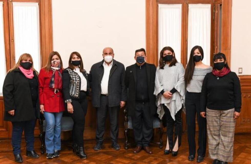 Manzur se reunió con representantes de “Lazos de Esperanza”