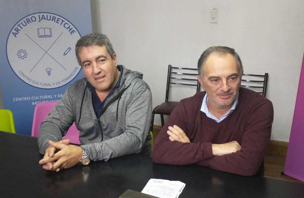 Martín Garate anunció la presencia de Tolosa Paz en Tres Arroyos