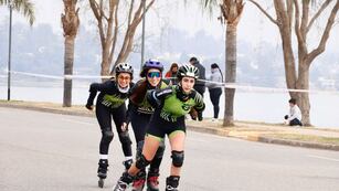 Más de 400 patinadores sudamericanos corrieron en la costa del San Roque