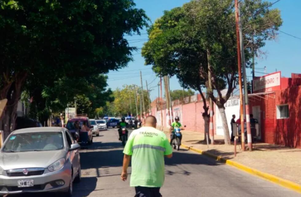 Un colegio de Lomas de Zamora presenció un enfrentamiento a balazos entre barras de Los Andes