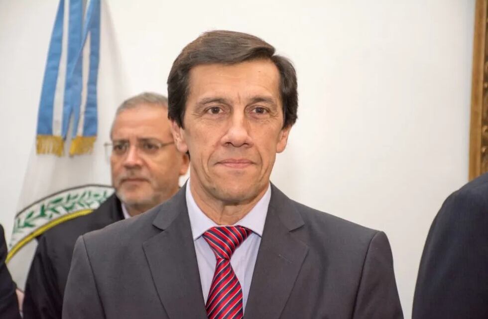 Las paritarias de Jujuy inician con los gremios docentes, anunció Sadir