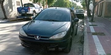 Arroyito: fueron a controlarlo, al ver a la Policía emprendió la fuga pero fue detenido