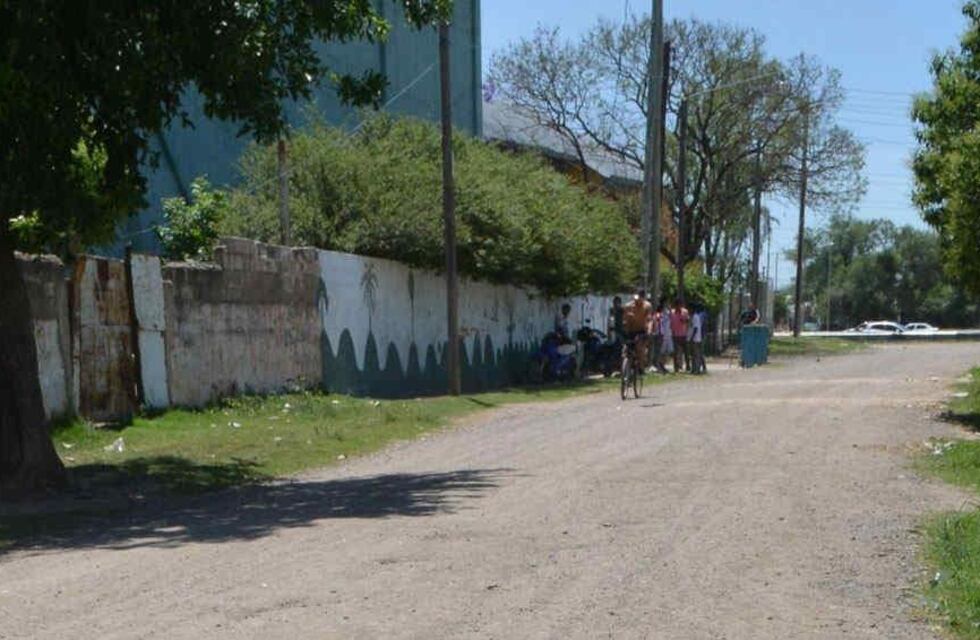 La pesadilla que vive una salteña con sus hijos: un vecino intenta usurparle la casa