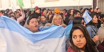Este jueves se realizará una nueva marcha de docentes en San Salvador de Jujuy, en demanda de la reanudación de las negociaciones paritarias.