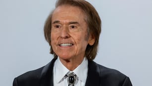 Tras sufrir un ACV, los médicos revelaron el parte médico de Raphael y preocupó a todos: “Un episodio...”.