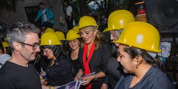 Constructoras reciben sus diplomas.