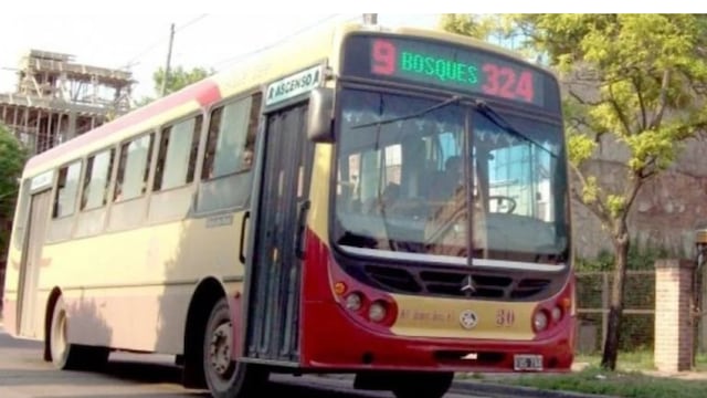 Colectivo de la línea 324.