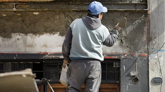 Baja el índice de la construcción en Argentina
La devaluación afecta al bolsillo de los argentinos.
Foto: Orlando Pelichotti