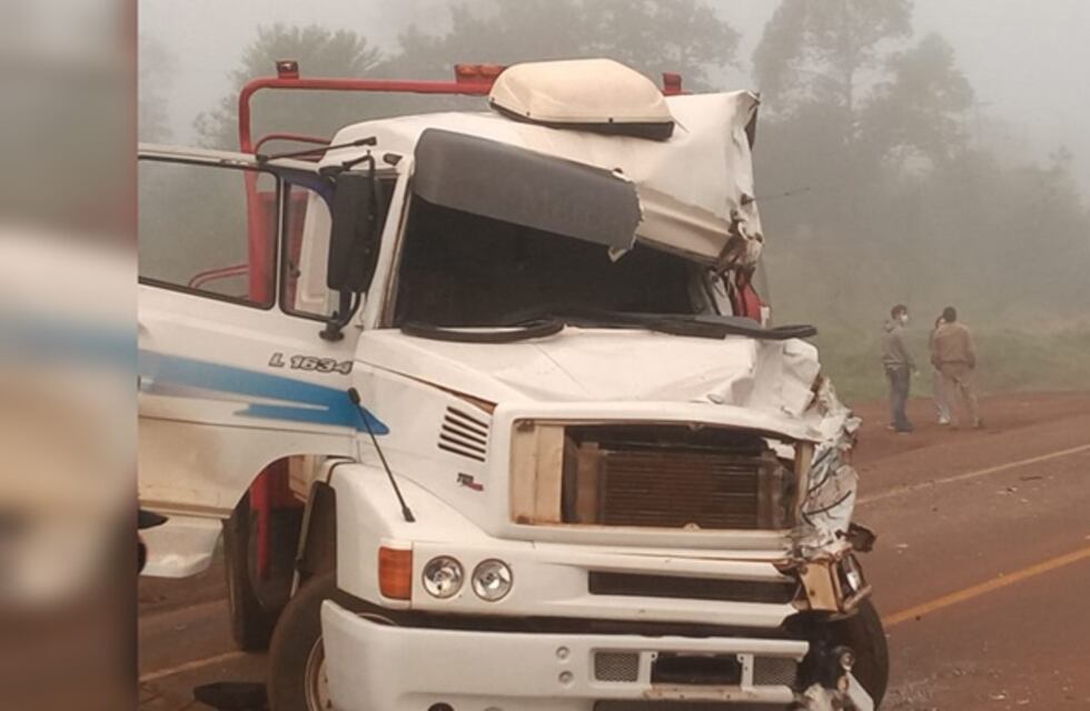 Accidente vial en San Vicente involucró a dos camiones de gran porte