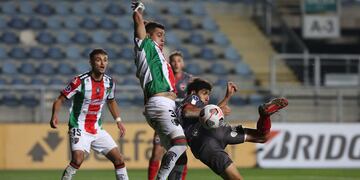 Justo Giani fue uno de los que más corrió en el Estadio El Teniente de Rancagua. (EFE/Elvis González)