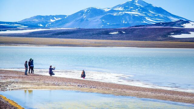 Conocé los increíbles paisajes de Laguna Brava en La Rioja.