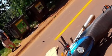 Choque entre dos motocicletas dejó dos heridos en la avenida San Martín de Eldorado.