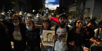 Marcha por Úrsula Bahillo, una de las víctimas que ya había denunciado a su agresor. (Foto: Clarín)