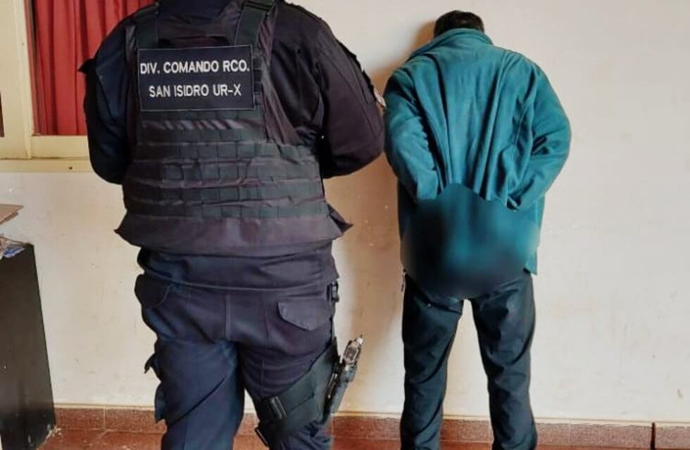 Individuo fue detenido tras violentar con un arma a sus progenitores