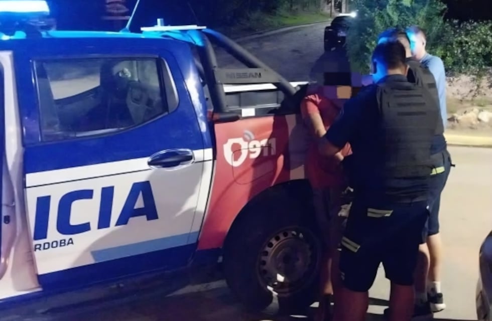 Un hombre fue detenido en Icho Cruz tras herir a un policía de un golpe en la cara