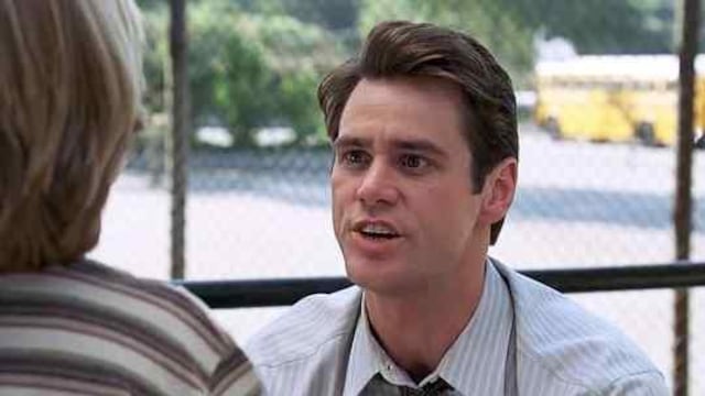 Jim Carrey en "Mentiroso, mentiroso", uno de los títulos que será retirado de Netflix