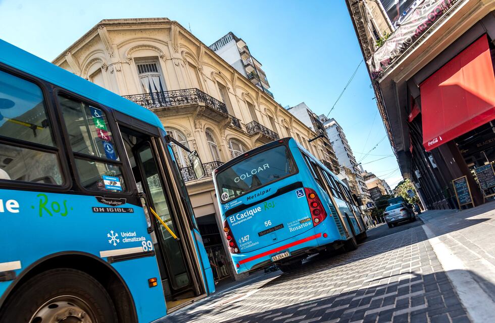 Colectivos urbanos y de media distancia no circularán por 48 horas