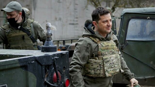 Volodimir Zelenski, presidente de Ucrania, habría sobrevivido a tres intentos de asesinato.