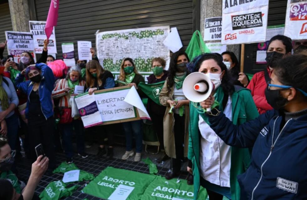 La médica detenida en Salta por un aborto habló por primera vez: “Jamás pensé que me abrirían una causa”