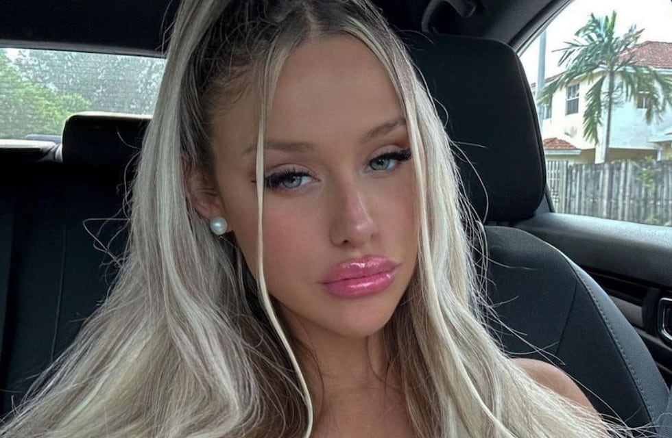 El total pink con el que Agustina Añón posó en redes y enloqueció a sus seguidores