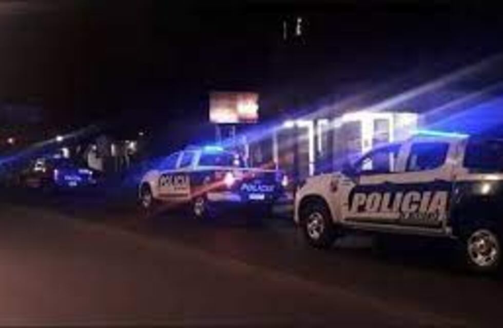 Fiestas clandestinas y bares clausurados en Posadas