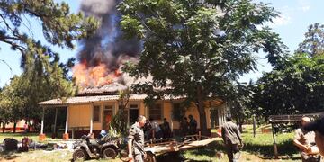 Incendio en el depósito del Escuadrón 11 de Gendarmería Nacional