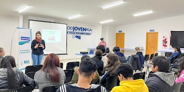Río Grande: Talleres sobre salud mental y proyecto de vida para estudiantes