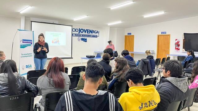 Río Grande: Talleres sobre salud mental y proyecto de vida para estudiantes