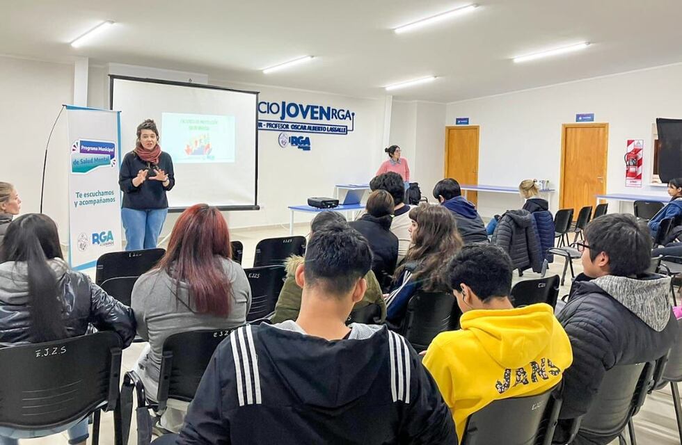 Río Grande: Talleres sobre salud mental y proyecto de vida para estudiantes