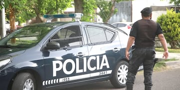 En Godge una mujer fue aprehendida y su ex pareja fue internado por un disparo en el pecho y un puntazo.