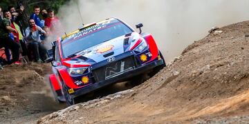 Neuville logró su primer triunfo del año.