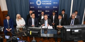 Jaldo garantizó el pago a los empleados públicos de noviembre, diciembre y “del aguinaldo antes de navidad”