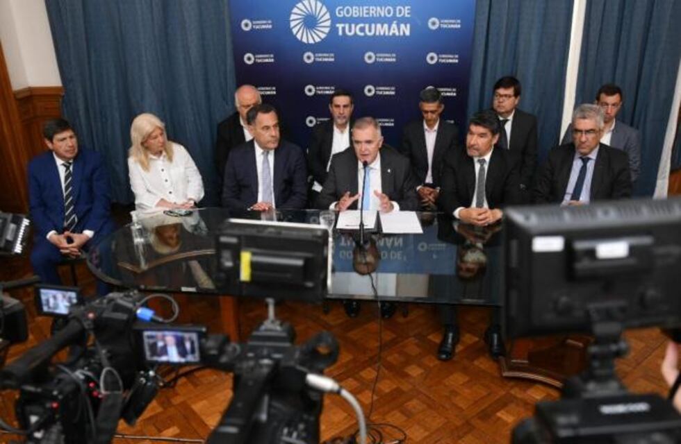 Jaldo garantizó el pago a los empleados públicos de noviembre, diciembre y “del aguinaldo antes de navidad”